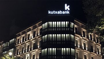 Kutxabanken eta bere akziodunen jarduera korporatiboak 1.379 milioi euro sortu zituen